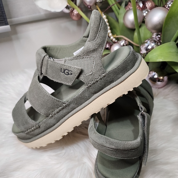 Ugg Goldenstar Strap Women Sandal size12 new - Picture 4 of 10